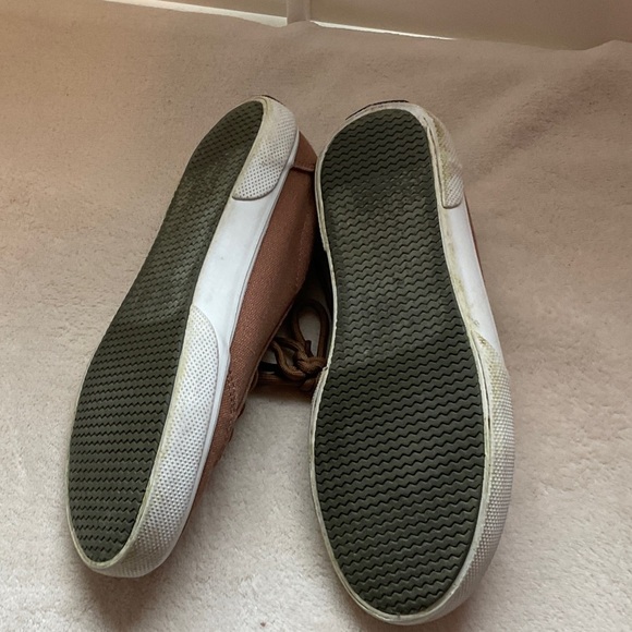 Sperry Men's Tan Canvas Sneakers - Picture 9 of 9